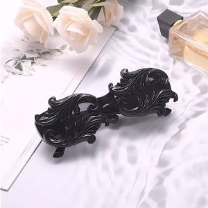 Black Frame Sunglasses